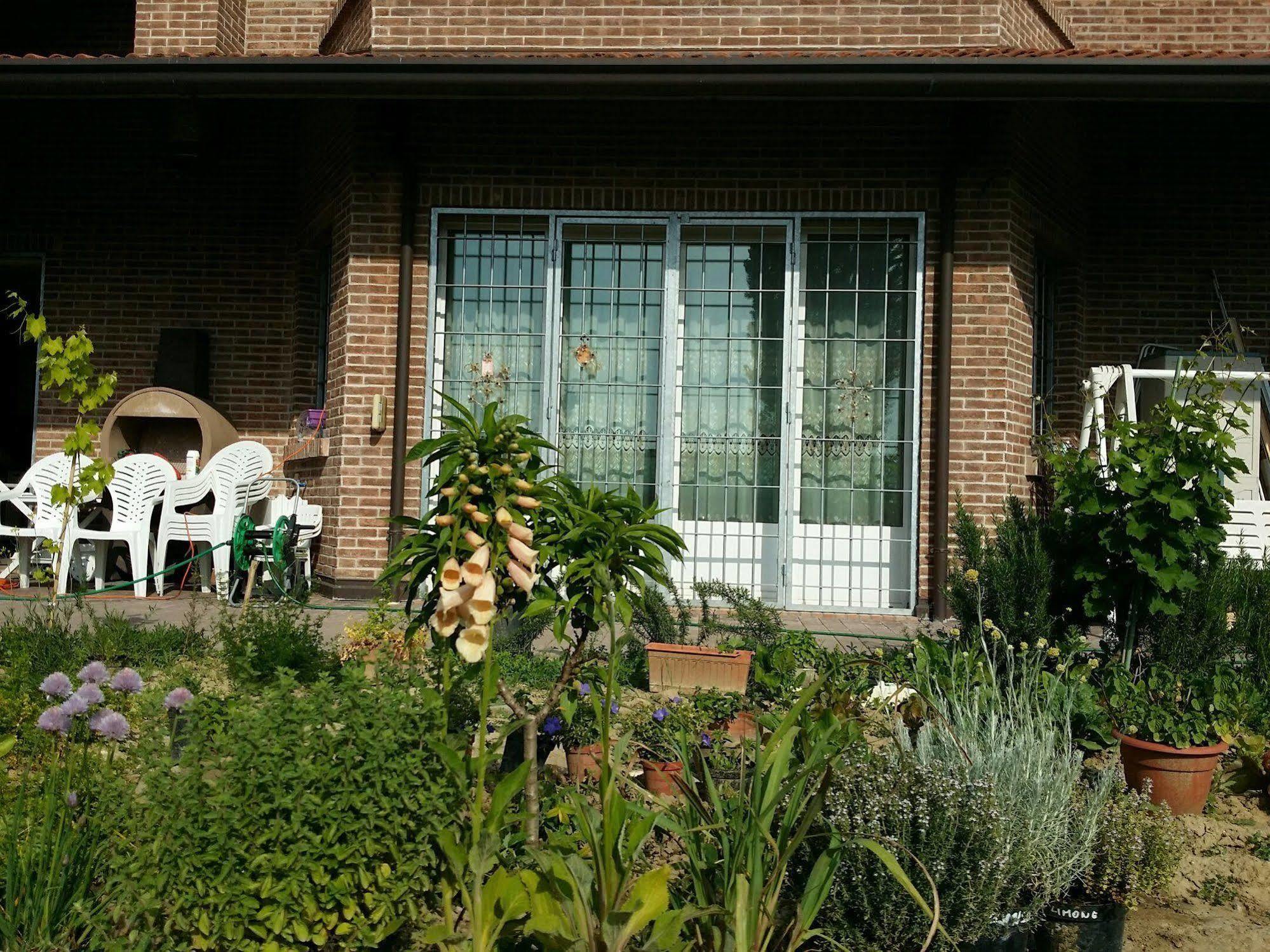 בנטיבוליו B&B Casa Dei Camini מראה חיצוני תמונה